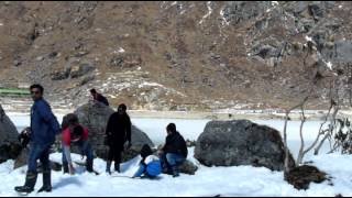 preview picture of video 'Trip to Changu Lake (Alt:12400 ft), Sikkim ( Sikkim & Darjeeling Tour 2013 , Part 2 of 6)'