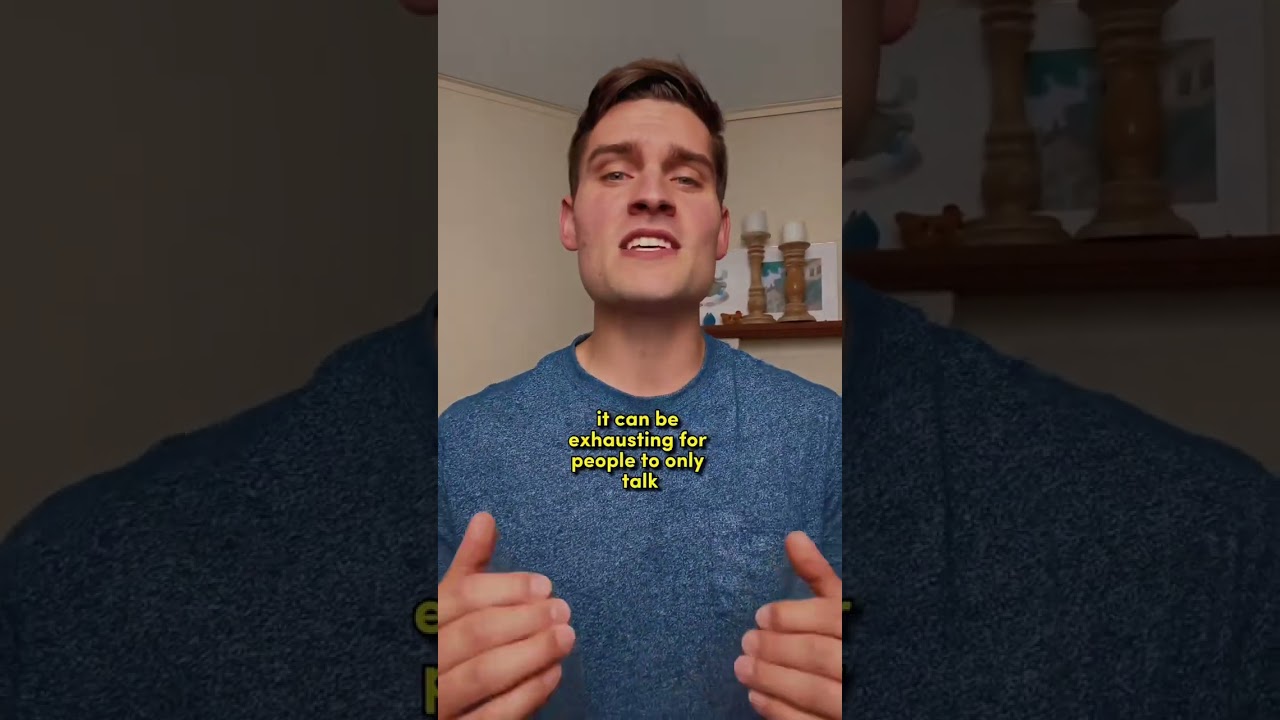 How to small talk for introverts! More conversation tips to level-up your social skills on the way!