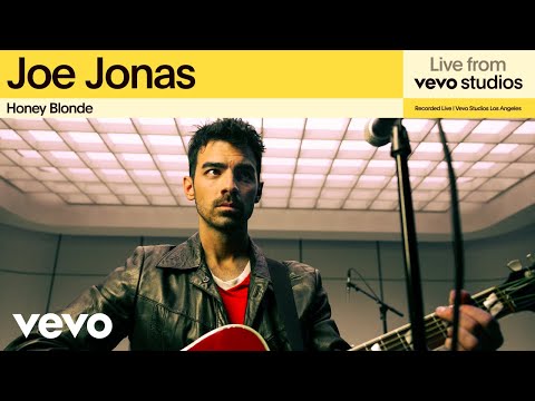 Video thumbnail for Honey Blonde (Live From Vevo)