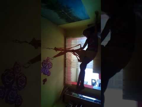 Йога на хамак!?