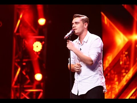 Bonnie Raitt - "I Can't Make You Love Me". Vezi interpretarea lui Paul Batinaş, la X Factor!