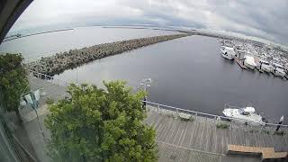 横浜ベイサイドマリーナLIVEカメラ②：マリーナ湾口付近 live webcam