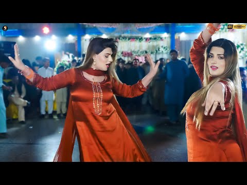 Kitna Pyaara Tujhe Rabne Banaya, Urwa Khan Bollywood Song Dance Performance, SGStudio Ultra HD Video