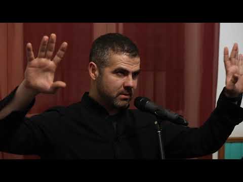 Nabih Bulos at حكايا Hakaya Storytelling Night