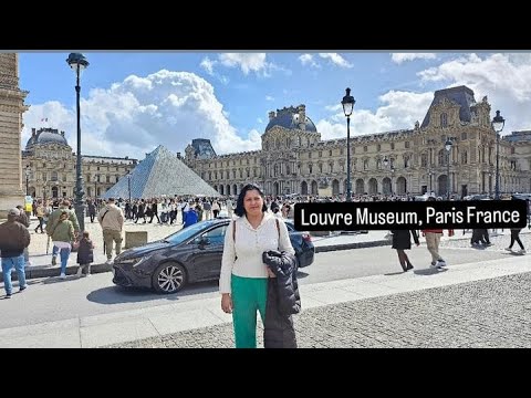 Louvre Museum Paris, France | The musée du Louvre | Monalisa painting by Leonardo da Vinci