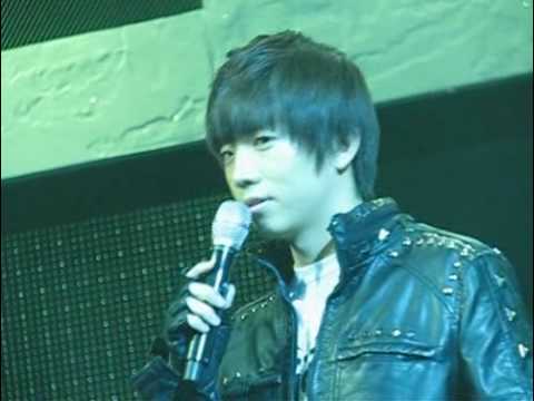 100206 Wooyoung Busan Dialect "Is there anyone want to marry me?"