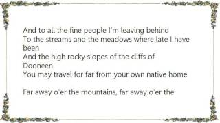 Christy Moore - The Cliffs of Dooneen Lyrics