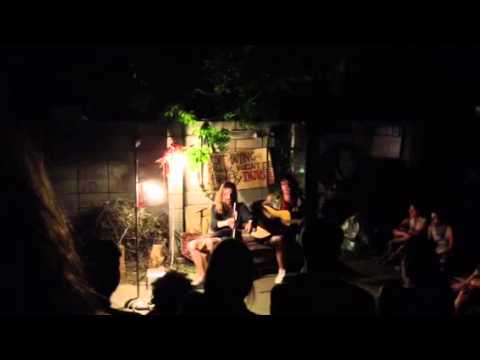 Hobo Pop in a backyard