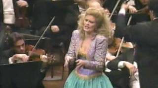 June Anderson - DIE FLEDERMAUS