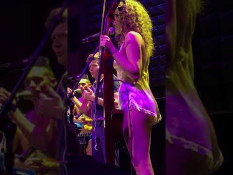 Andrew Keenan-Bolger with the Skivvies