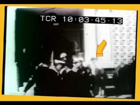 JFK - Lee Harvey Oswald Outside TSBD After JFK Assassination......?