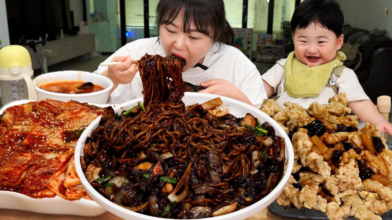 쟁반짜장면과 탕수육 먹방 짜장 소스로 밥도 비벼 먹기🤤집 김치와 짬뽕 국물까지 꿀조합 먹방 MUKBANG