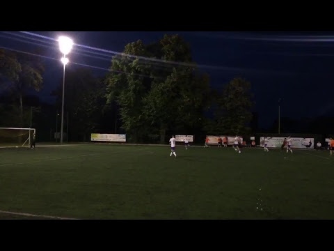 20.09 AC Polanka (pomarańczowe) - JM Auto Team (białe)