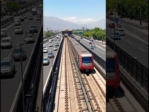 Metro de Santiago Línea 4A (AS02) ingresando a Estación San Ramón