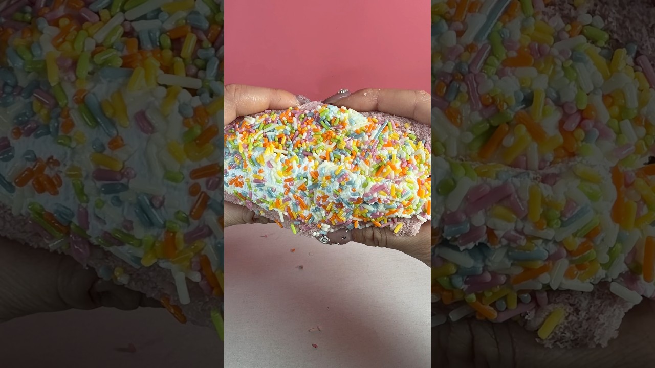 3/31セブン新発売のカラーチョコ&ホイップ！2個重ねたら生クリームとカロリー爆誕だけど美味しかった！#shorts #コンビニ新商品 #japanesefood #viral #asmr