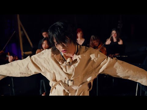 Midnight Blxnde - Dumbstruck (Official Music Video)