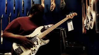 Video thumbnail for FENDER Steve Harris Signature Bass - maxproud by maxproud