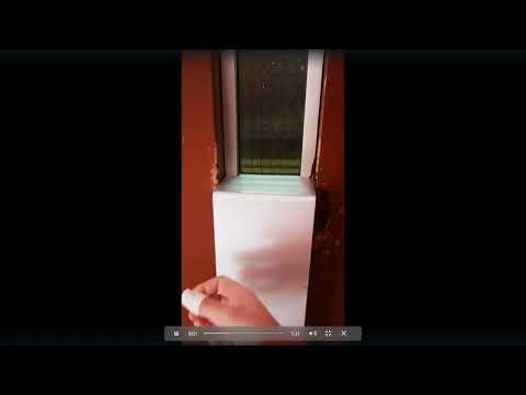 Ascensor Otis Bitsa eléctrico MR de los 70/80 en un edificio, Chantada, España.