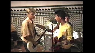 Airbag - Eleven y Mike (Videoclip)