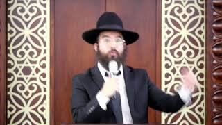 הרב נתנאל סנדרו בוחניק שליט"א - תשעה באב (הרב נתנאל סנדרו בוחניק) - התמונה מוצגת ישירות מתוך אתר האינטרנט יוטיוב. זכויות היוצרים בתמונה שייכות ליוצרה. קישור קרדיט למקור התוכן נמצא בתוך דף הסרטון