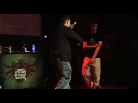 Chester vs Mowlihawk - BCN Batalla Gallos 2008