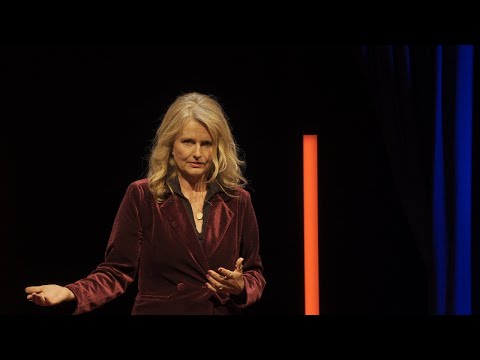 Aging well: my journey to a healthier lifestyle | Bettina Gordon-Wayne | TEDxTraleeWomen