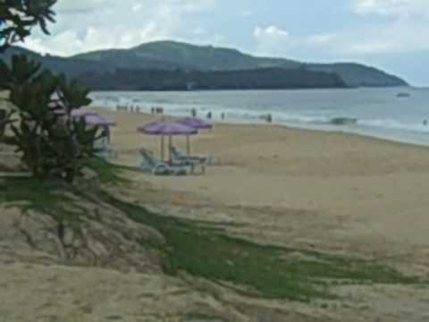 Tourists on Phuket Beaches Despite Bangkok Political Crises