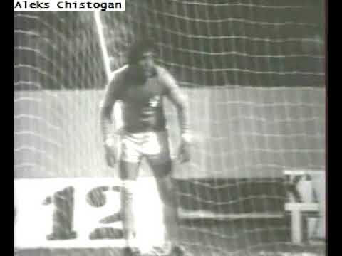 ECC 1975-76. 1 Round. Olympiakos Piräus - Dynamo Kyiv. Highlights.