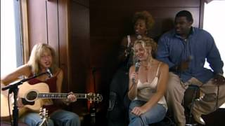 Carly Simon - Legend in Your Own Time acoustic on the QM2.m4v