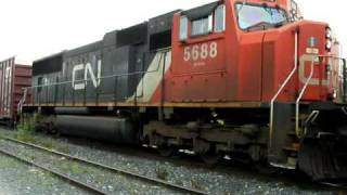 preview picture of video 'CN SD75I Idling at The Pas Yard'
