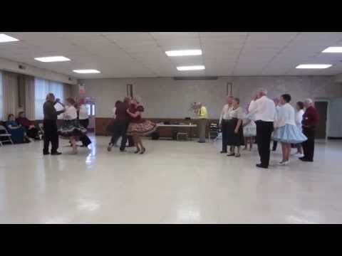 10 GLEASON CRUMBLING SINGS/CALLS "RUNNING BEAR" SQUARE DANCE