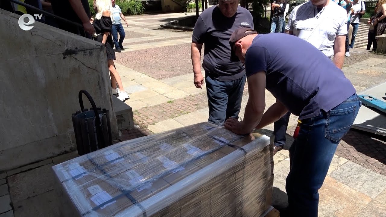 Хартиените бюлетини за изборите пристигнаха под полицейска охрана в Смолян