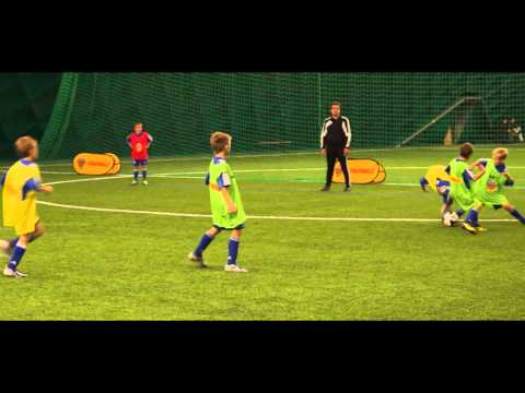 4 na 4 s narážeči - TrénujFotbal.cz