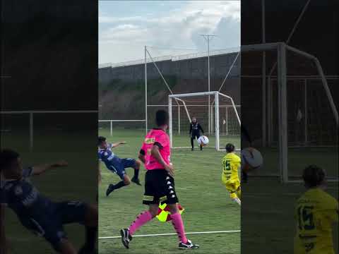 Eco cosa succede quando passi la palla all'amico 😂