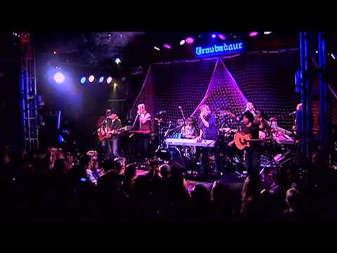 Hall and Oates - "I Can't Go For That" - Live from the Troubadour 2008 (3/3) HD
