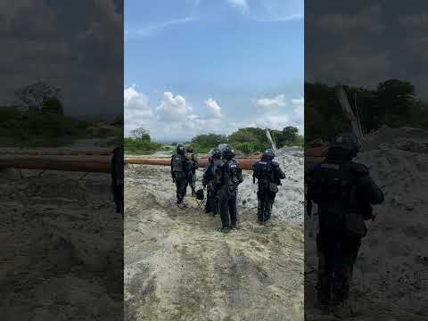 GOLPE CONTRA LA MINERIA ILEGAL DE ORO, ZONA RURAL EL BAGRE/ANTIOQUIA, COLOMBIA