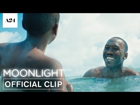 Moonlight (Clip 'Middle of the World')