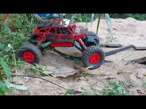 hb rock crawler vs insane short track|will it pass??!