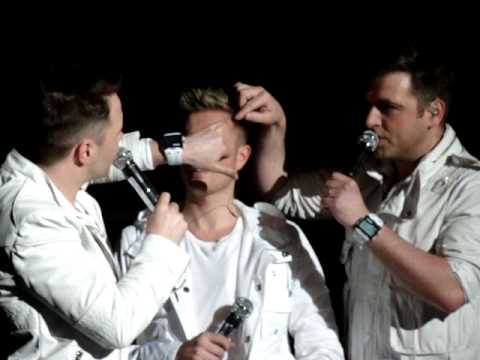 Westlife concert in Sheffield - joking about Nicky's injury & reading out banners