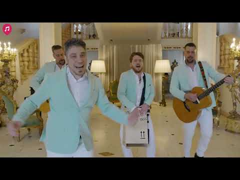 Roaming Band in Venice, Italy for Weddings & Events - Fusion Street Players