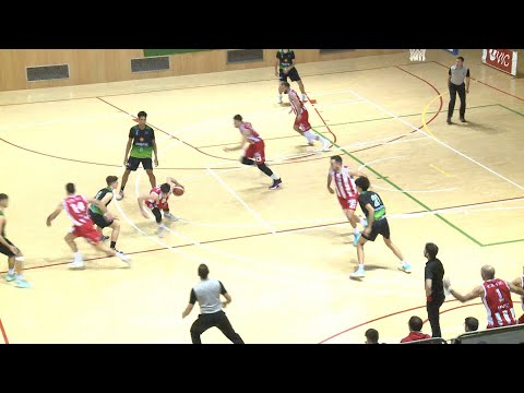 El Club Bàsquet Vic guanya el Joventut de Badalona i encapçala la classificació de la Lliga EBA