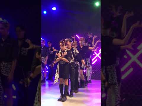 LOONA - PTT ( Paint The Town ) dance cover ( Liam as Yves ) 🦅