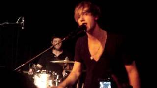 &quot;How To Call A Bluff&quot; My Favorite Highway 12.01.07