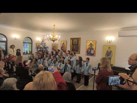 Corul de copii Sunetul Muzicii - Am pornit a colinda