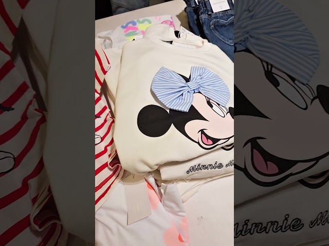 Vídeo relacionado con Amazon Essentials Disney | Marvel | Star Wars | Princess Sudaderas de Forro Polar con Capucha (Disponible en Tallas Grandes) Mujer, Iconos De Minnie, XXL