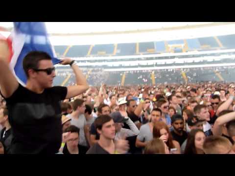 Bingo Players Played Major Lazer - Watch Out For This Remix in Frankfurt World Music Dome