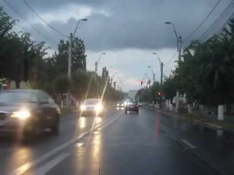 Onesti-ul vazut din masina