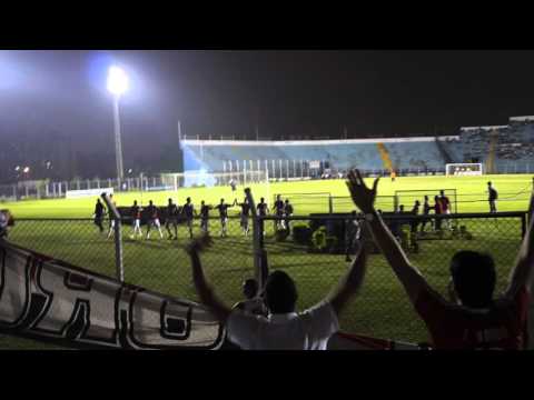 ENTRADA DO TIME EM CAMPO