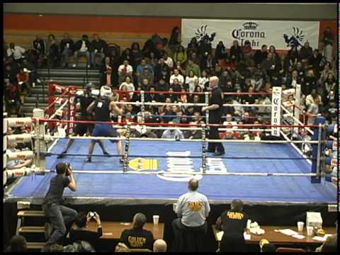 Chicago Golden Gloves 3-3-11: Daniel Leon vs. Erick Rebolledo