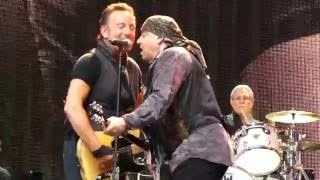 Bruce Springsteen Wembley 2016 No Surrender &amp; Be True
